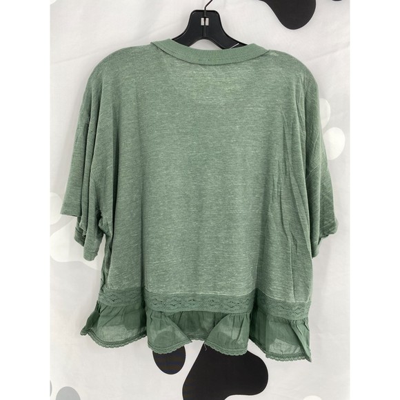 Free People NWT Fall in Love Lace Inset Ruffle Bottom Tee Washed Army Medium New - Picture 3 of 10